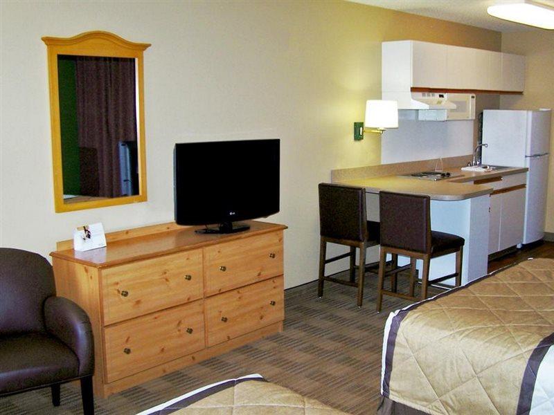 Extended Stay America Suites - Milwaukee - Brookfield Bagian luar foto