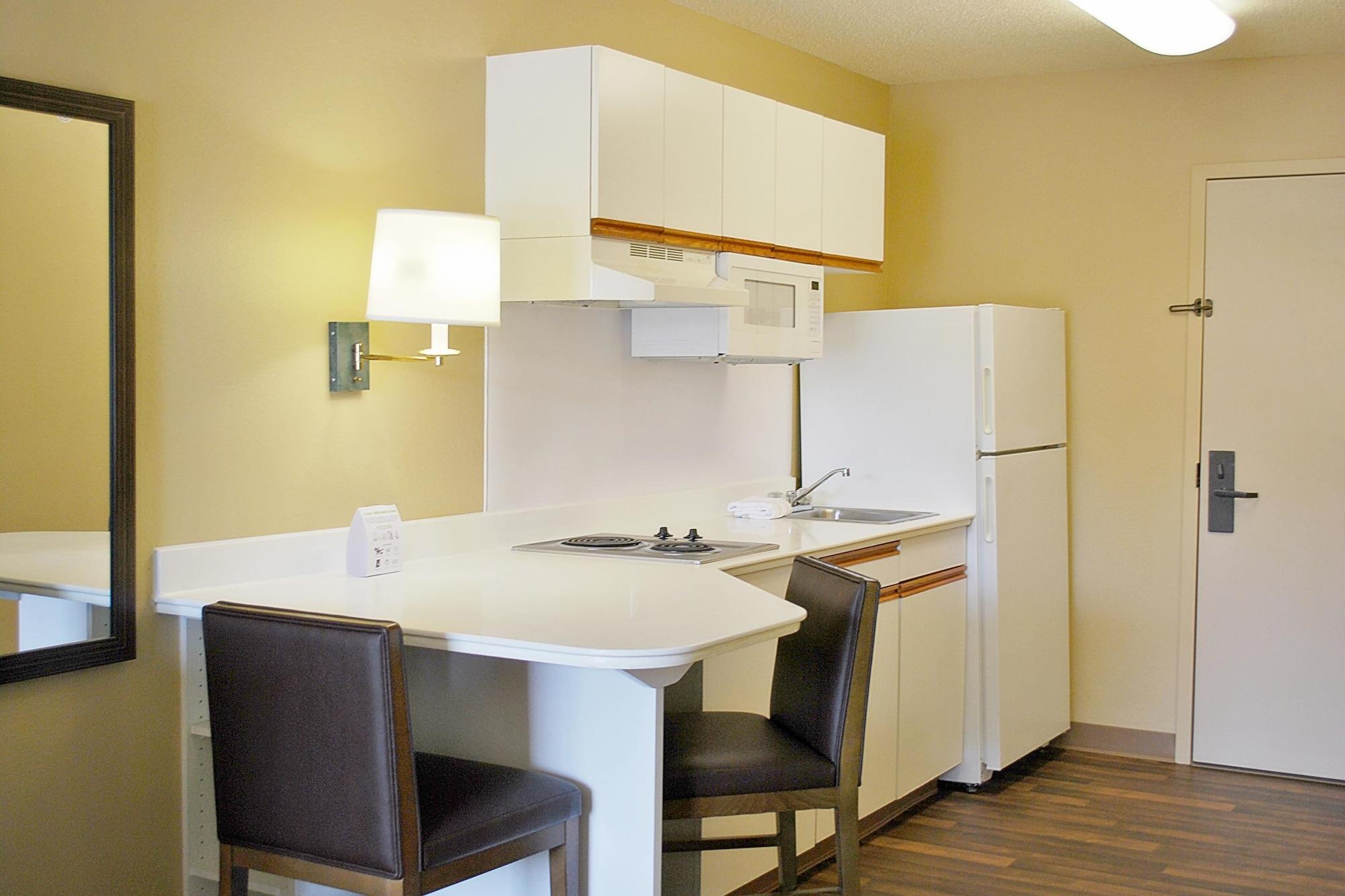 Extended Stay America Suites - Milwaukee - Brookfield Bagian luar foto