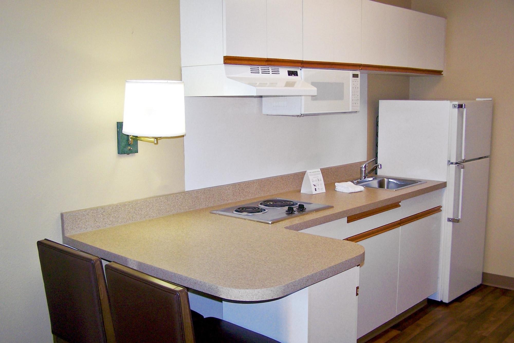 Extended Stay America Suites - Milwaukee - Brookfield Bagian luar foto