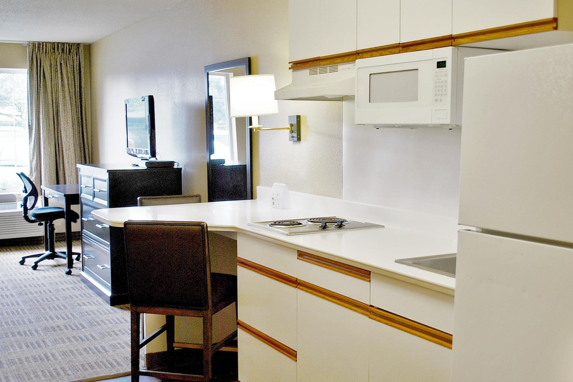 Extended Stay America Suites - Milwaukee - Brookfield Bagian luar foto