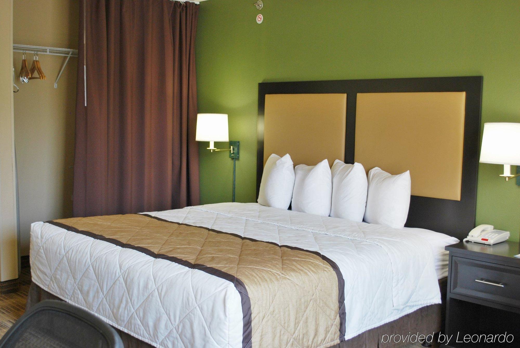 Extended Stay America Suites - Milwaukee - Brookfield Bagian luar foto