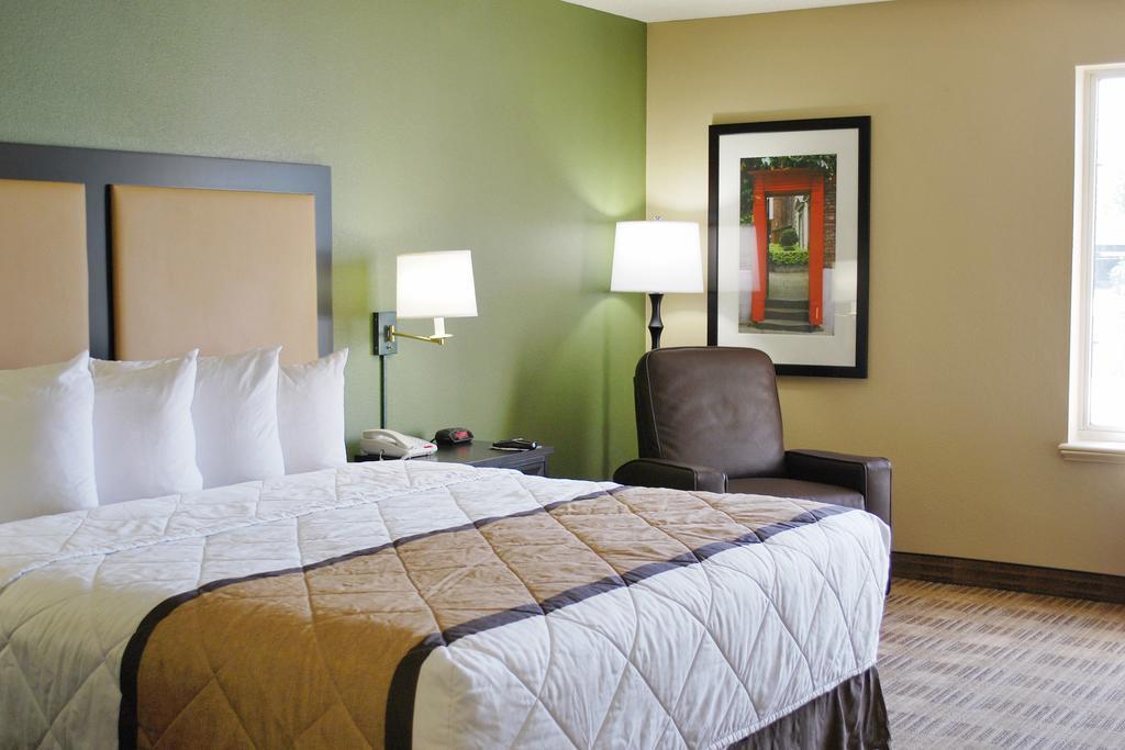 Extended Stay America Suites - Milwaukee - Brookfield Bagian luar foto